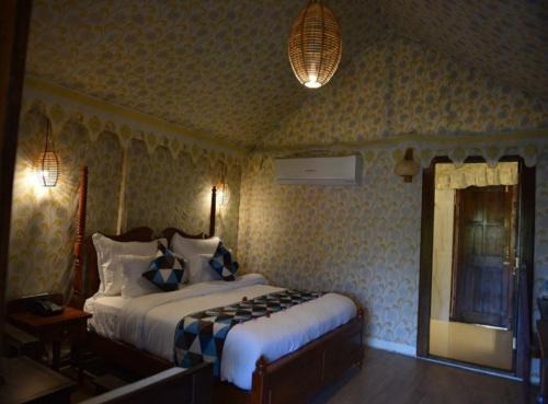 Amar Sagar Pol Hostel | Magic Heritage Camp & Resort