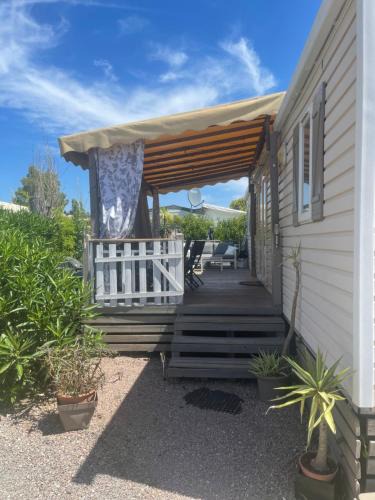 Frejus Resort | Magic Mobile Montourey, 3 chambres, 2 salles de bain, piscine disponible sur place