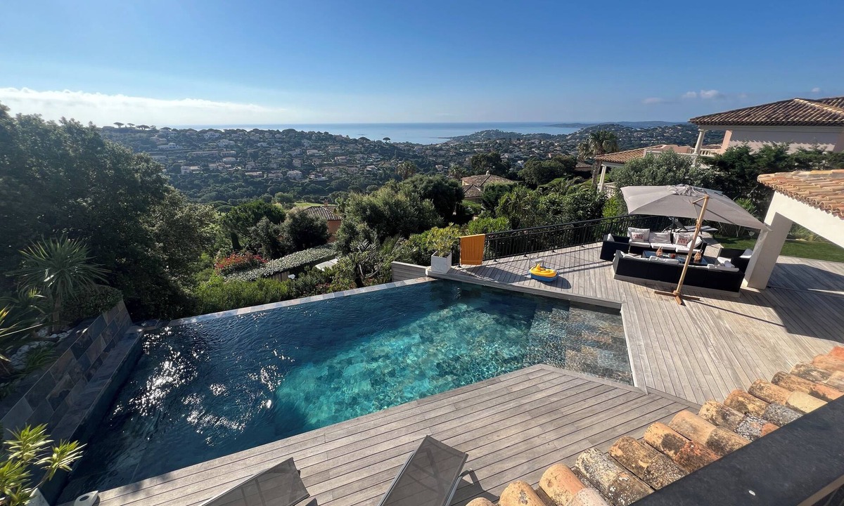 Sainte-Maxime Villa | Magnificent 5-bedroom villa, panoramic sea view, heated pool, jacuzzi