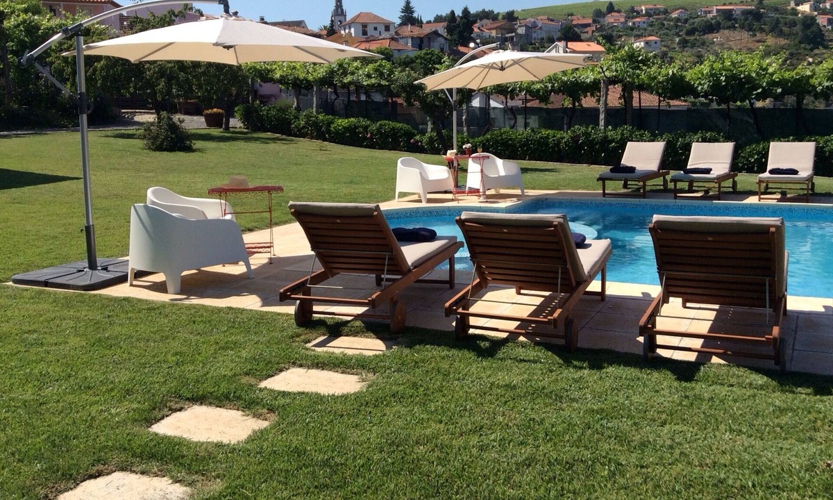 Cotas Cottage | Magnificent and Authentic Country House in the Alto Douro Wine Region