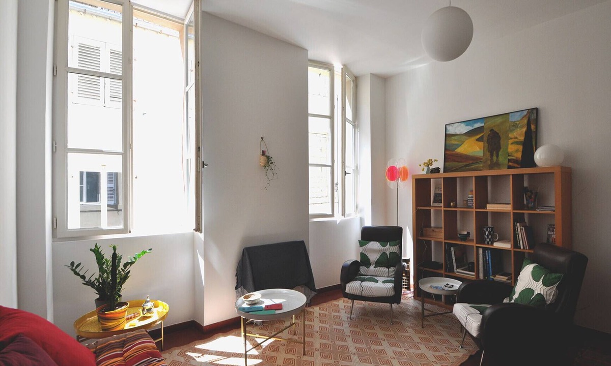 Noailles Apartment | Magnificent Apartment Of Charm Typical District