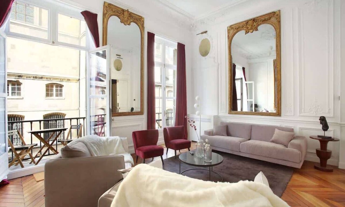 Paris City Center Apartment | Magnificent apartment with AC - Louvre Museum