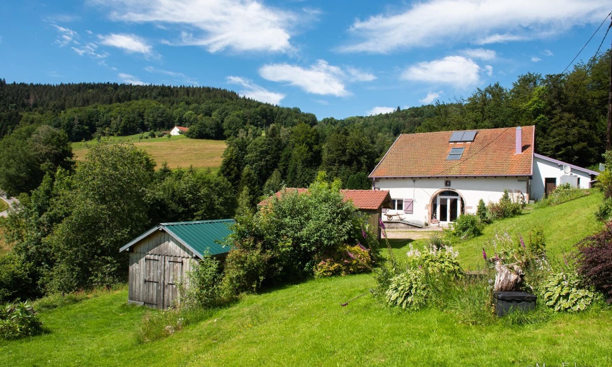 Vagney Cottage | Magnificent cottage, comfort and nature with sauna.
