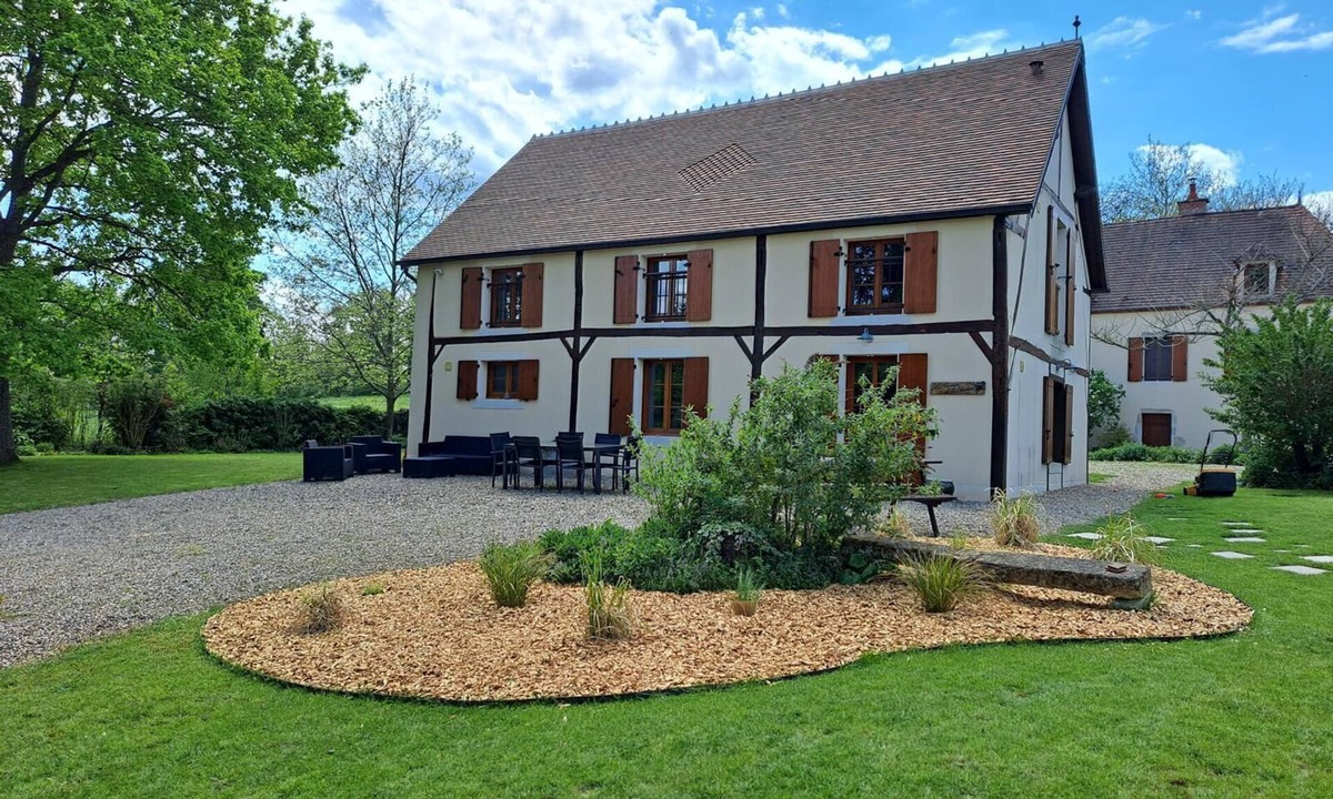 Le Chatelet House | Magnificent, peaceful gîte in the heart of nature. Ideal for total relaxation.