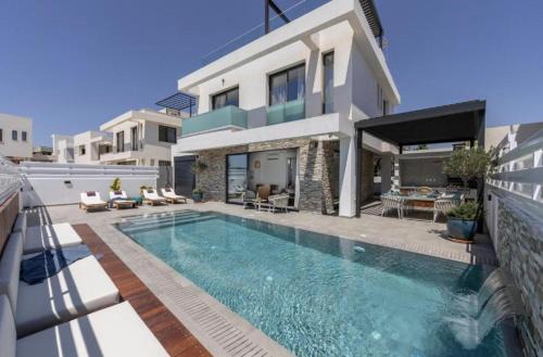 Pernera Villa | Magnificent Protaras Villa Villa Chelsea 3 Bedrooms Private Outdoor Pool