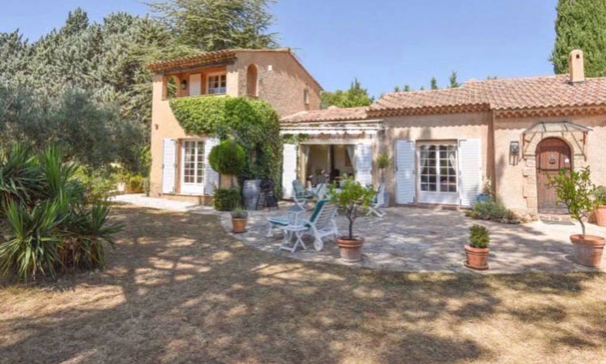Salernes Villa | Magnificent Provencal villa in Salernes Haut Var.