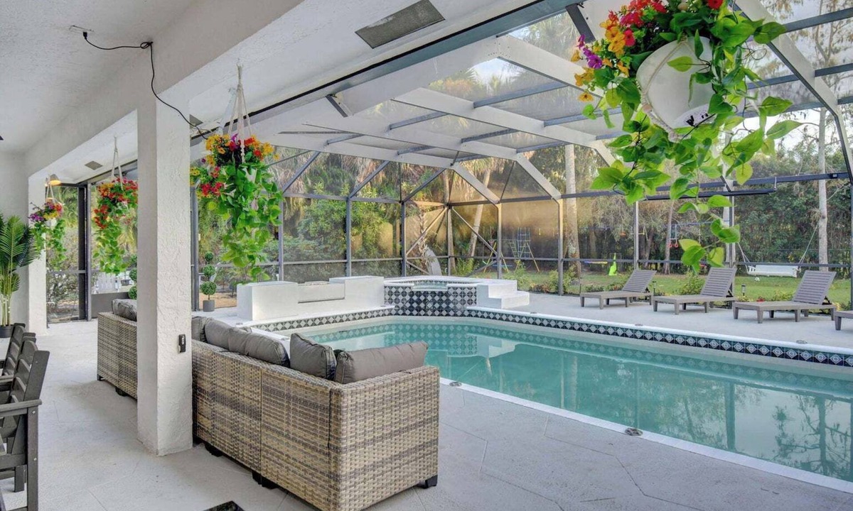 Wellington House | Magnificent Spacious Vacation House