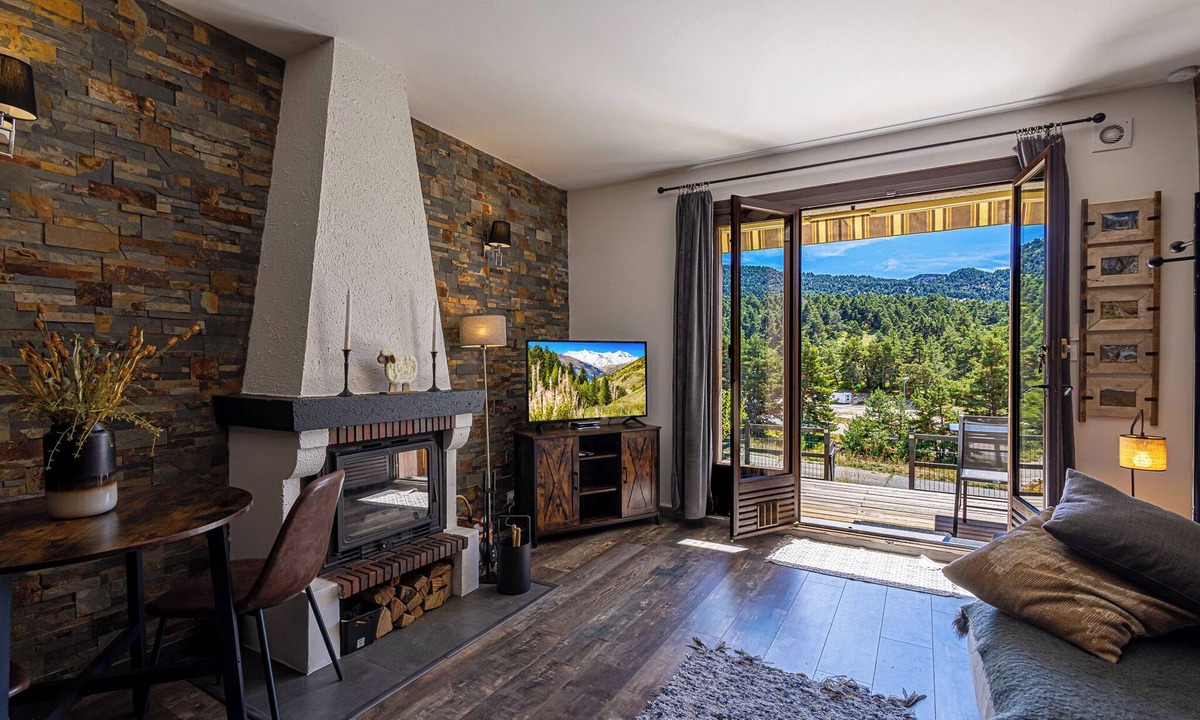 Greolieres les Neiges Apartment | Magnificent studio with terrace and garden with breathtaking mountain views