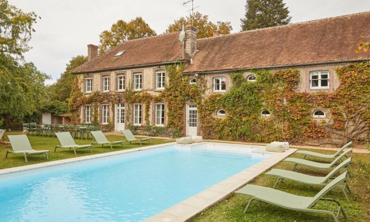 Egreville House | Magnifique Maison Proche de Paris, La Prairie by Oasis House