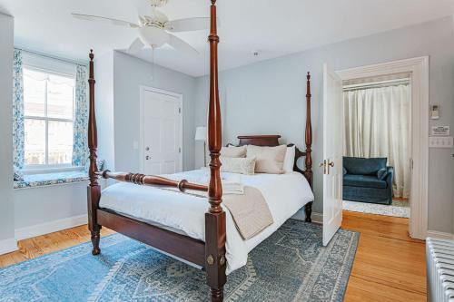 Staunton Apartment | Magnolia Suite
