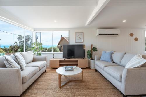 Aldinga Beach House | Magpie Sands - Ocean Views & Seaside Luxury - Steps to beach