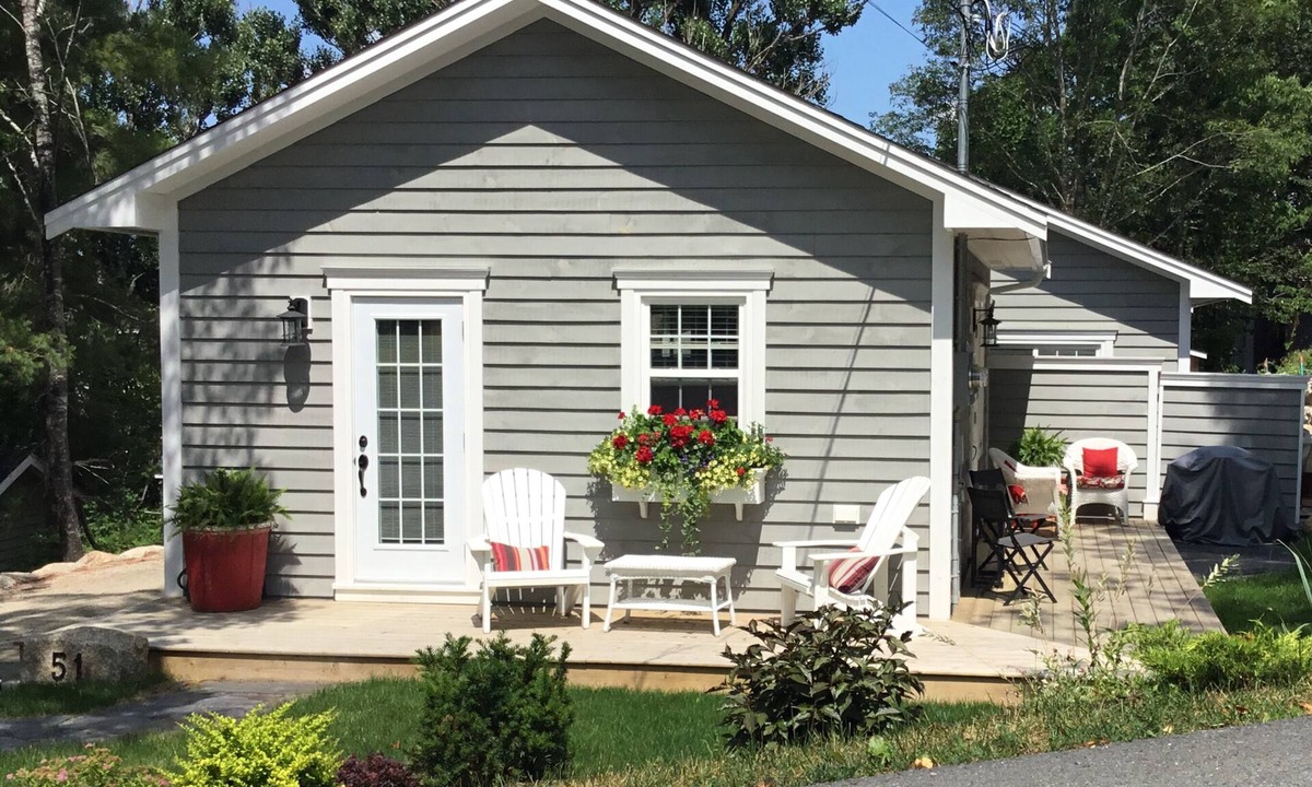 Mahone Bay House | Mahone Bay Hide-Away