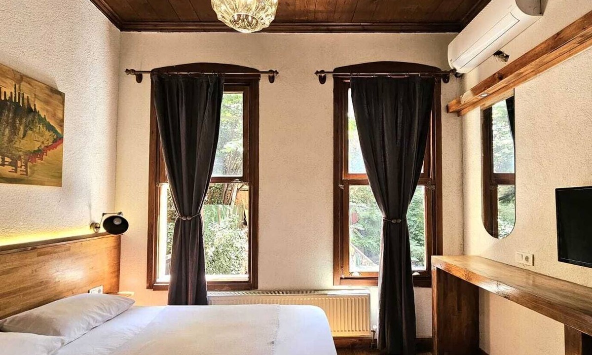 Rasimpasa Hotel | Mahzen Otel