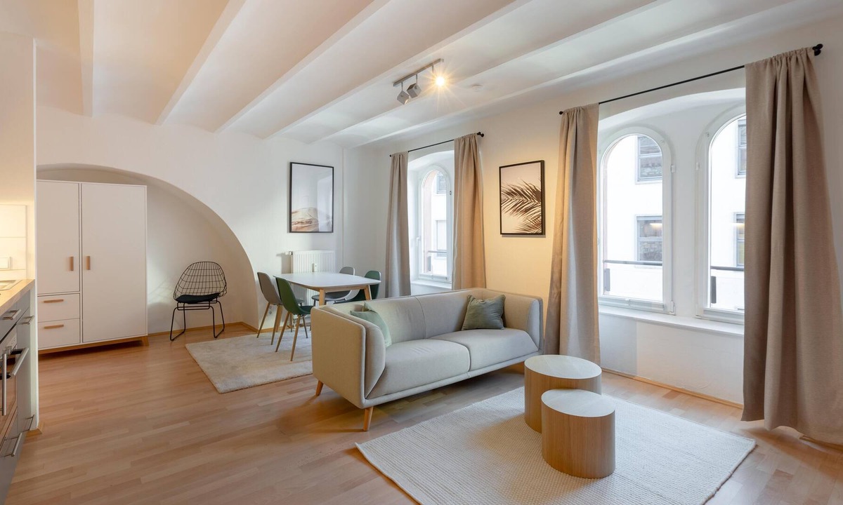 Mainz City Center Apartment | Mainz Romano-Guardini-Platz | Suite (LT)