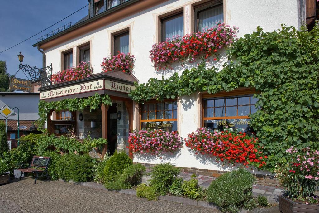 Kleinmaischeid Hotel | Maischeider Hof