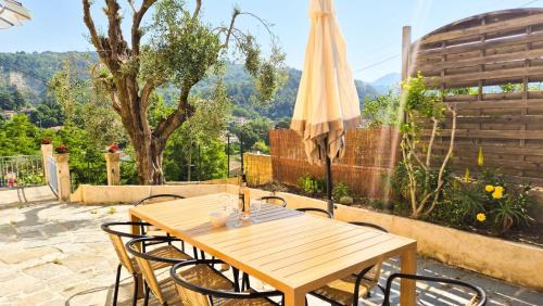 Contes Villa | Maison Aqua Bella - Terrasse - BBQ - 8pers