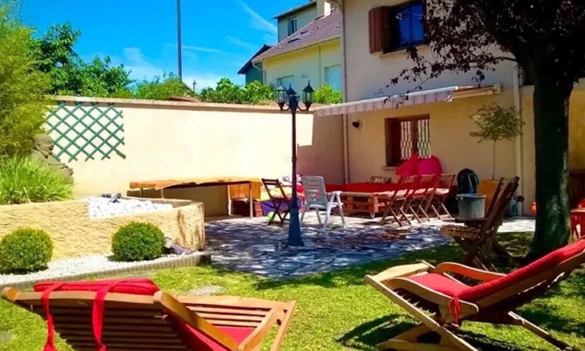 Bezons House | Maison Bezons : Confort et Jardin