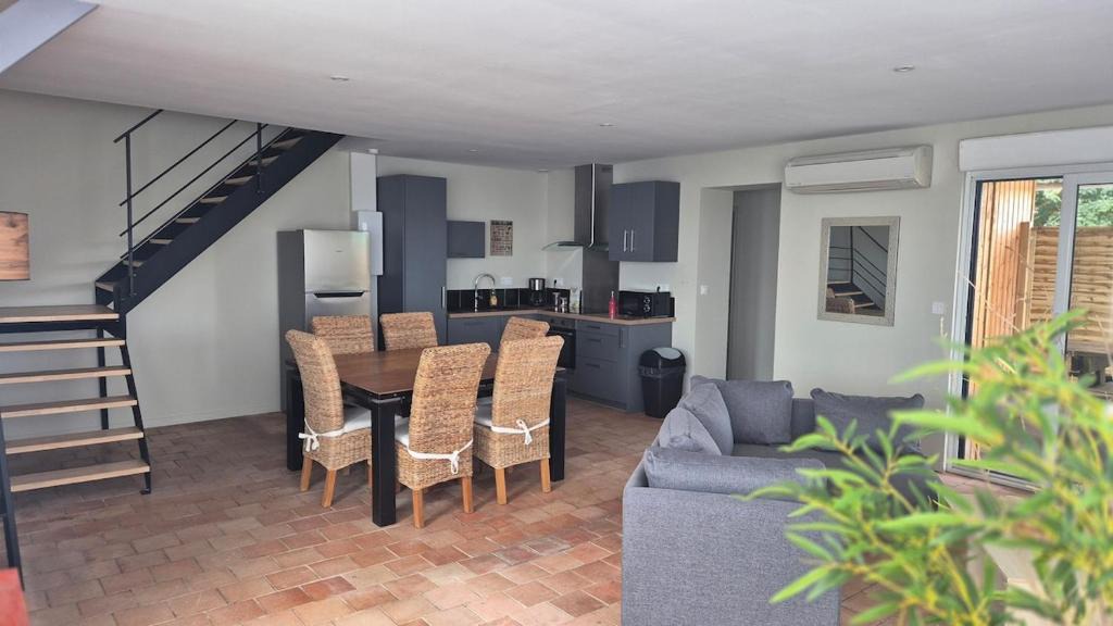 Saint-Mathurin-sur-Loire House | maison bord de Loire