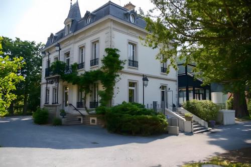 Tarare Villa | Maison Bourgeoise de caractère