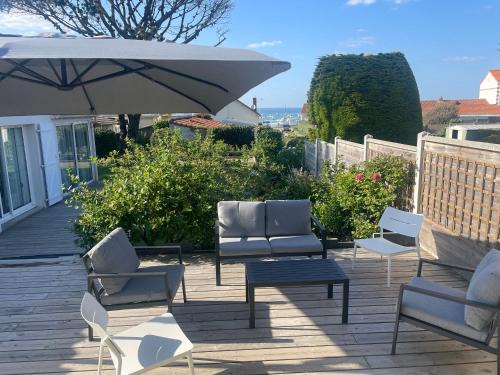 Prefailles House | Maison chaleureuse, vue mer, 6 personnes
