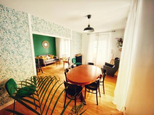 Bain-de-Bretagne Apartment | Maison Chiche 4 chambres indépendantes salon cuisine commune
