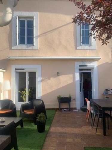 Pontlieue - Rocade Villa | Maison complete proche circuit centre ville 8 a 10 personnes 4 chambres 2 salle de bain