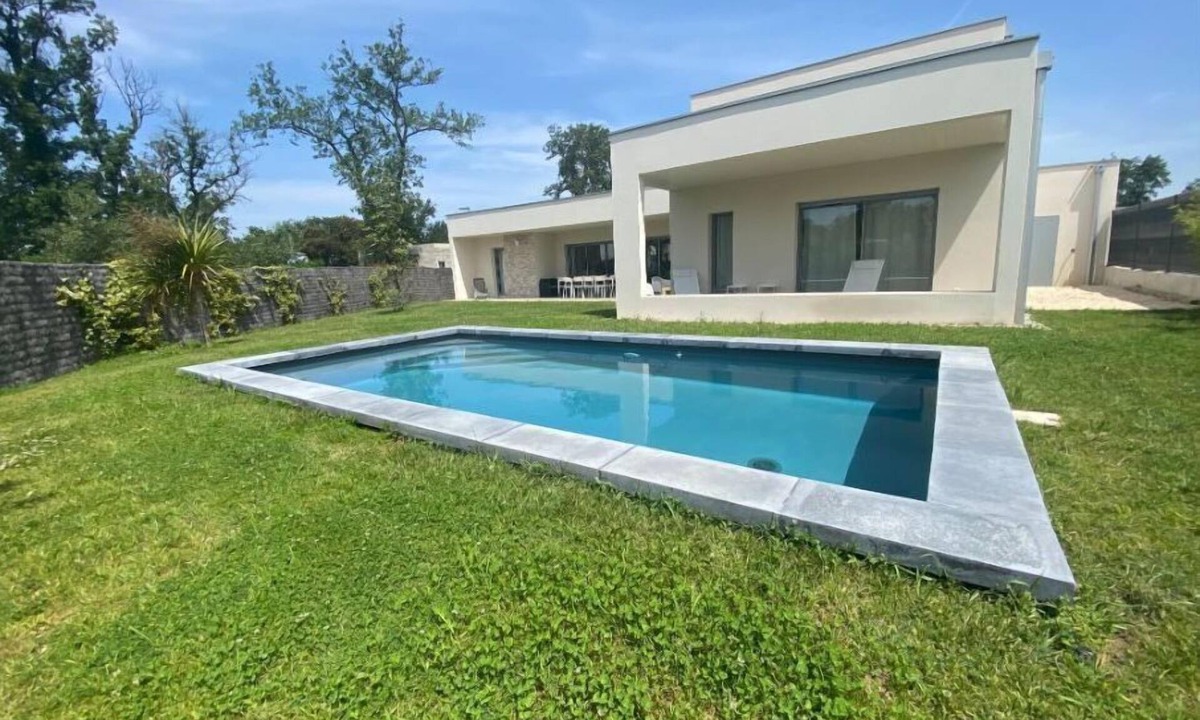 Montelimar House | Maison D'architecte Contemporaine Avec Piscine