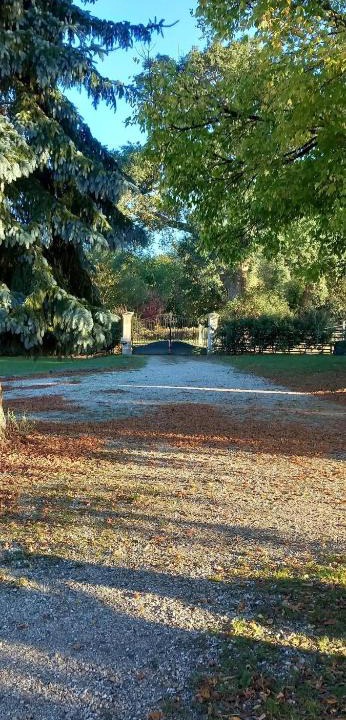 Auros Bed & Breakfast | Maison d'Emmannaelle