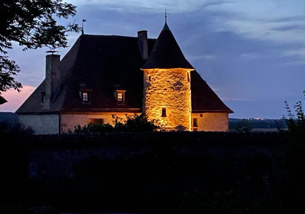 Le Theil House | Maison d'Hôte du Chateau de Fontariol