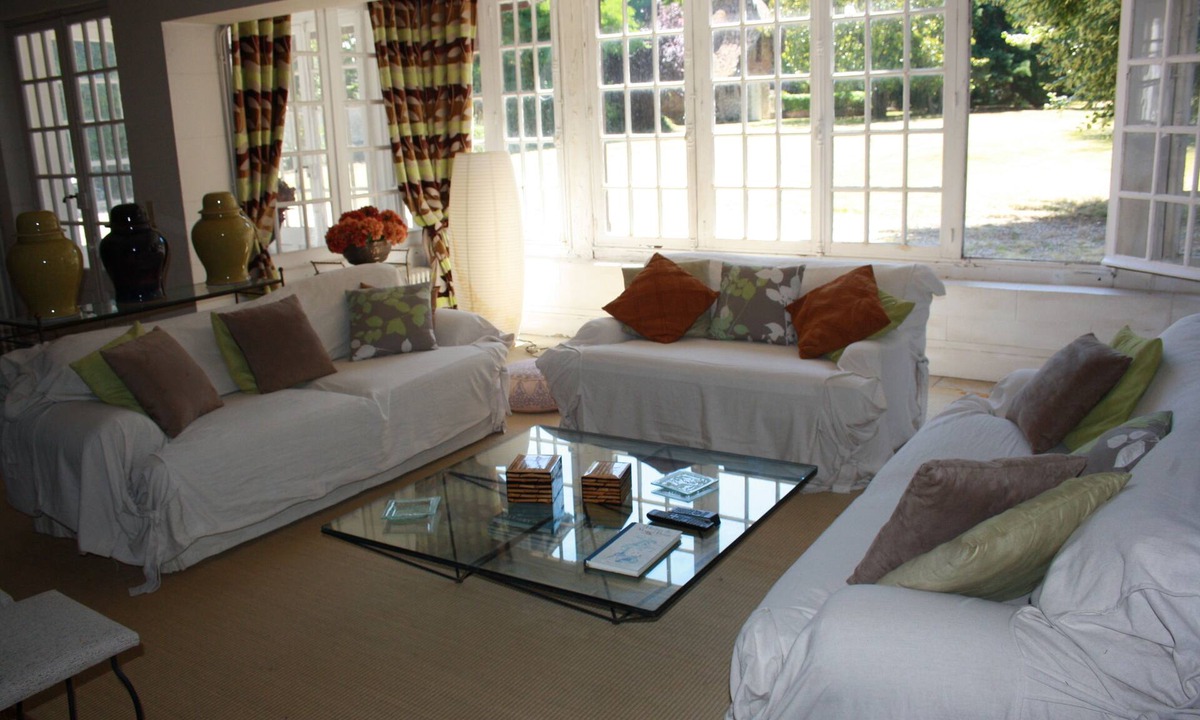 Venables House | Maison de Campagne Avec Grand Jardin et Terrain de Tennis