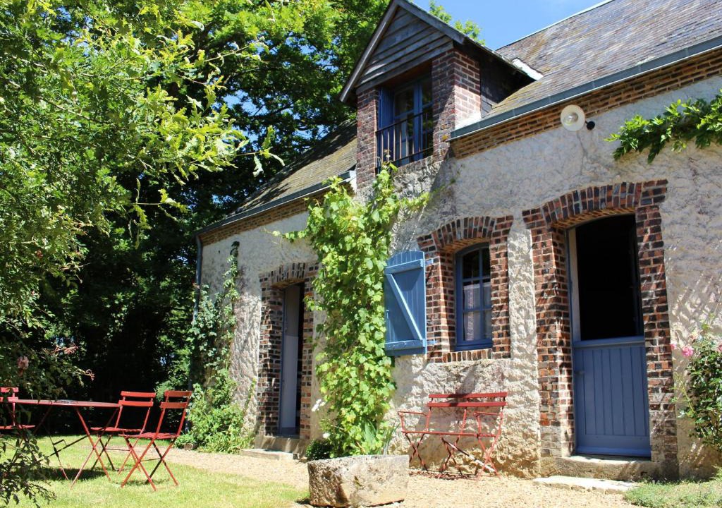 Berfay House | Maison de campagne avec grand jardin, cheminée, vélos et wifi à Berfay - FR-1-410-242