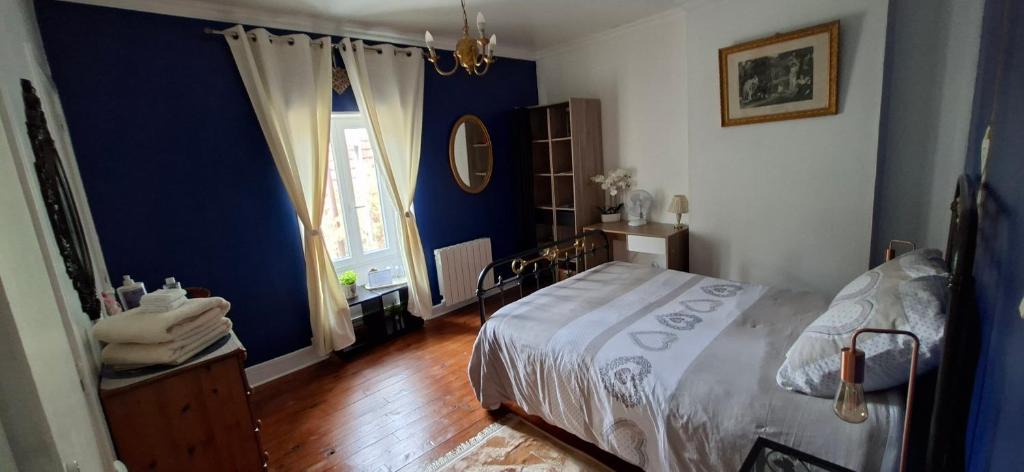 Arnac-la-Poste House | Maison de Caractère - Chambre Privée avec Jardin -