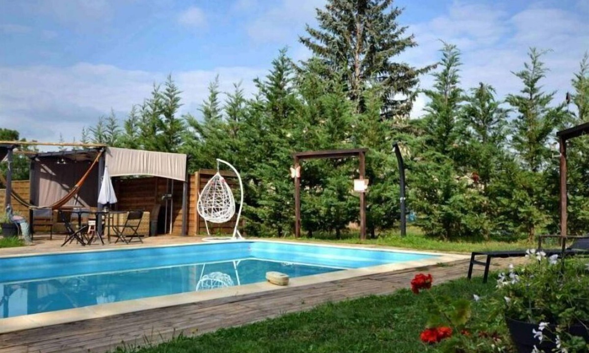 Cormatin House | Maison de Vacances Avec Piscine Pour 12 Personnes