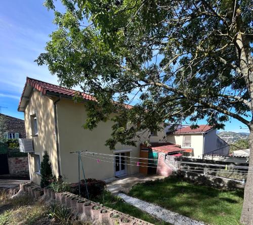 Veyre-Monton House | Maison Des Vignes
