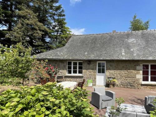 Mantilly House | Maison en pierre avec jardin normand, wifi inclus - FR-1-497-208