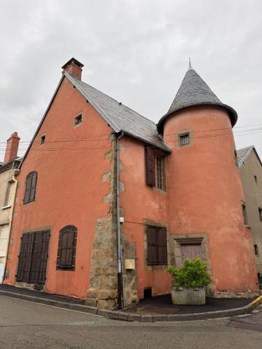 Saint-Gervais-d'Auvergne House | Maison Familiale au cœur de Saint Gervais