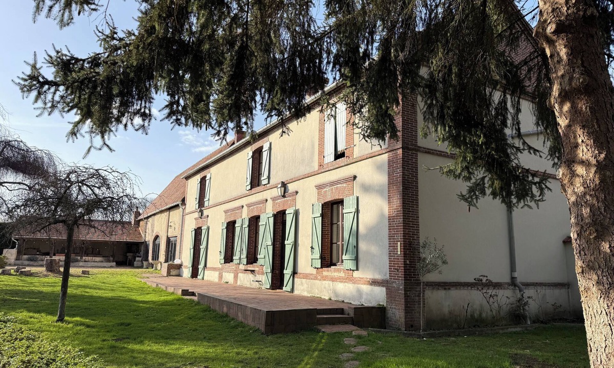 Courdemanche House | Maison Grenat - Exceptional stay for 10 people