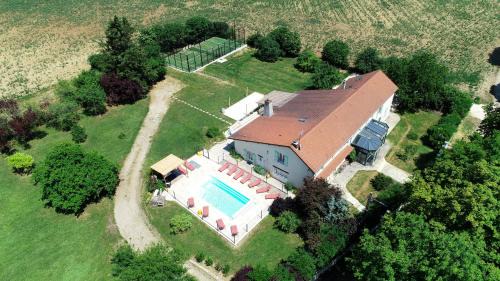 Lain House | Maison Héléna by hellofamily, piscine, padel, pétanque