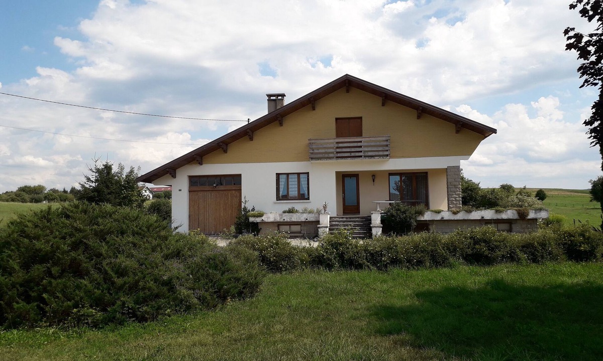 Le Vaudioux House | Maison Individuelle Calme au Coeur de la Campagne Jurassienne