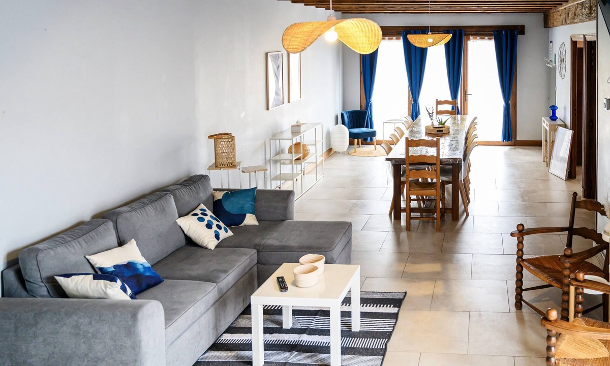 Chenou House | Maison 'Le Figuier' with Shared Garden and Wi-Fi