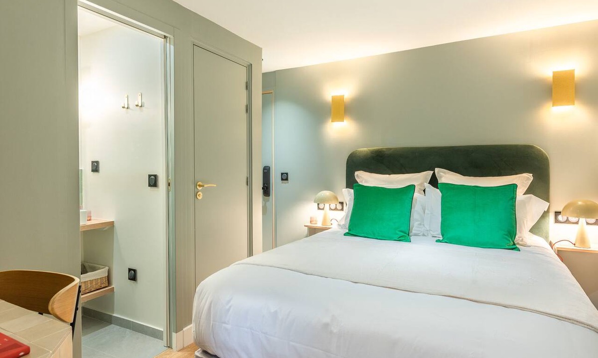Grenelle Apartment | Maison Letellier - Charming Studio - Eiffel Tower