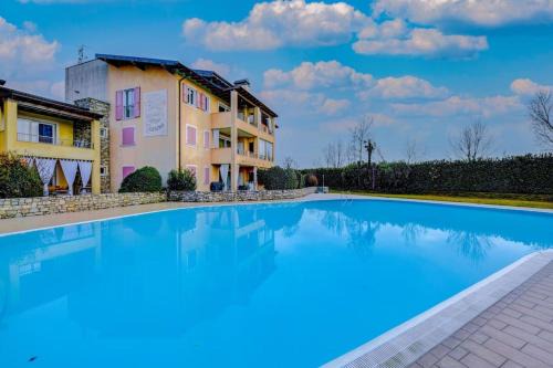 Lonato del Garda Apartment | Maison Martina