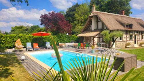 Annebault House | Maison Normande, Piscine chauffée, à quelques minutes de la mer et de Deauville, Houlgate, Cabourg