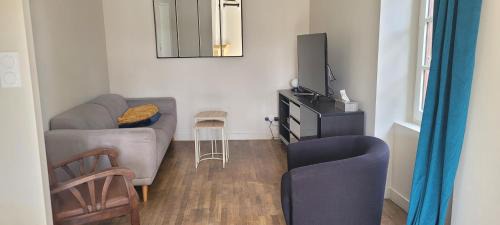 Martigne-Ferchaud House | Maison proche étang et circuit vélo
