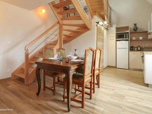 La Ferte-en-Ouche House | Maison restaurée dans élevage de chevaux, WIFI, Animaux admis - FR-1-497-239