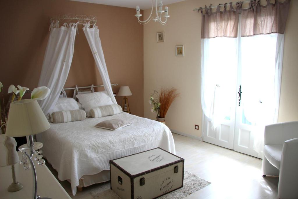 Leren Bed & Breakfast | maison SANSOUN