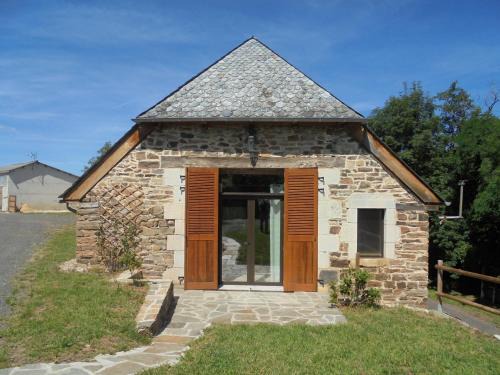 Castelnau-de-Mandailles House | Maison spacieuse à Castelnau-de-Mandailles avec cheminée 250 m²