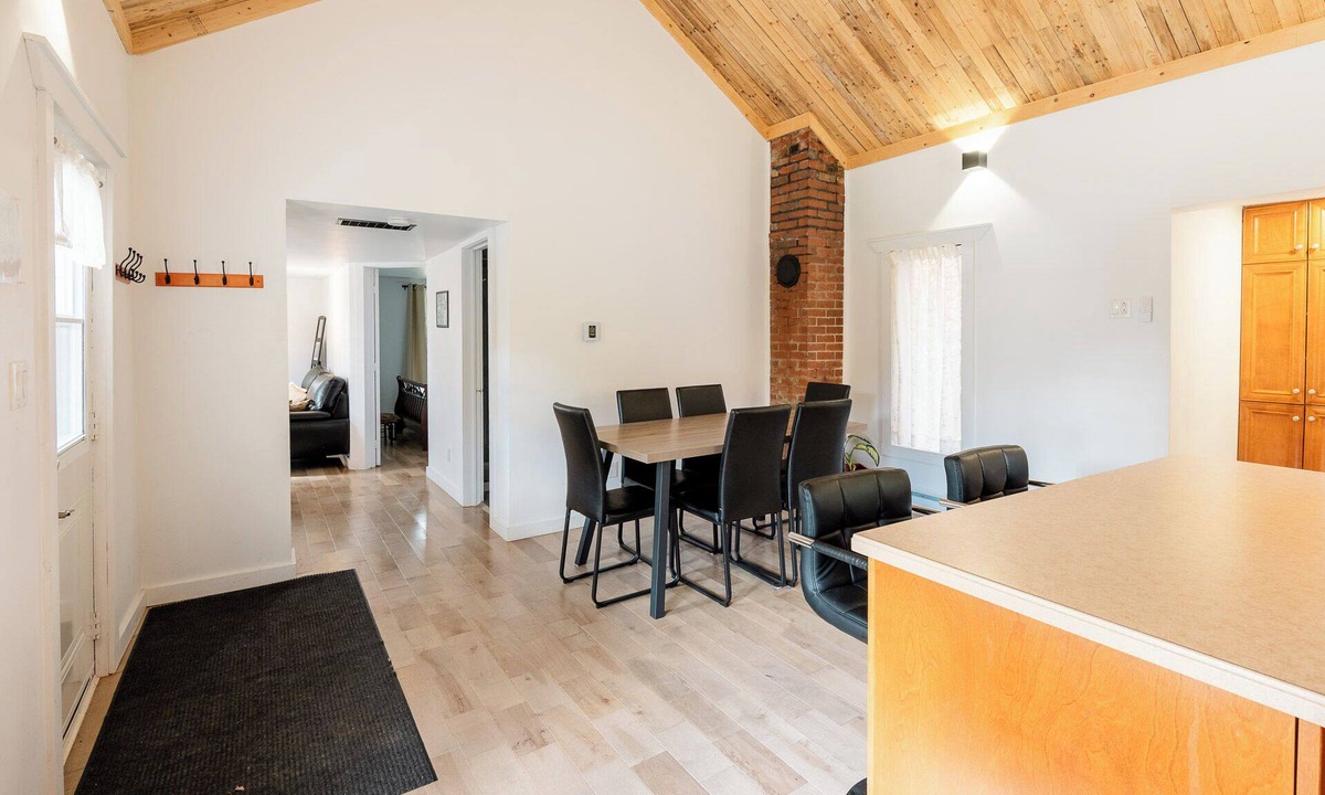 Tourville House | Maison Tourville