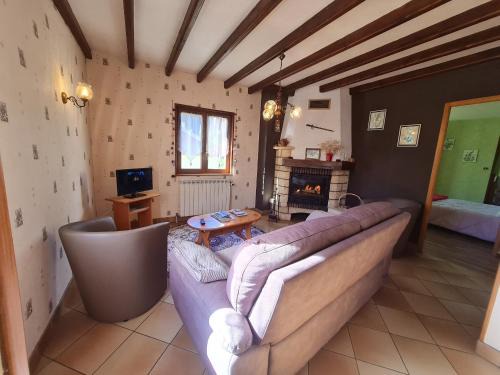 Gerbepal House | Maison tranquille avec cheminée près de Gérardmer - FR-1-589-142