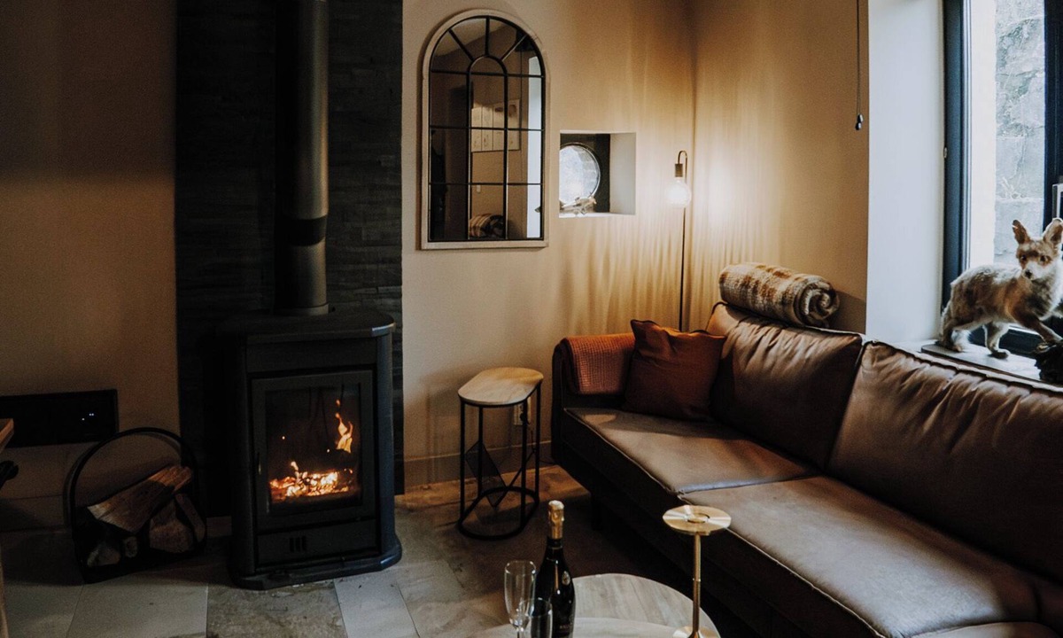 Beauraing Hotel | Maison Ubuntu